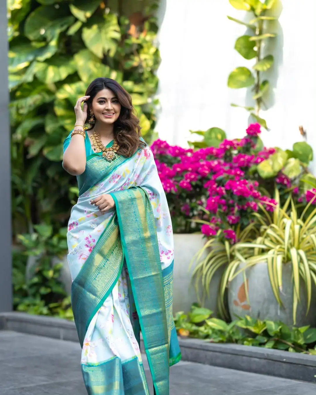 SOUTH INDIAN GIRL SNEHA IN TRADITIONAL GREEN SAREE BLOUSE 4
